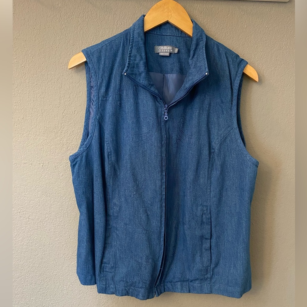 Koret Embroidered Zip Up Vest